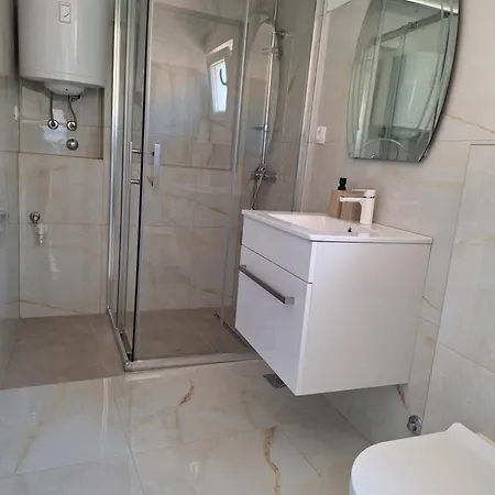 Graciela Perfect Location Apartament Gradac (Split-Dalmatia)